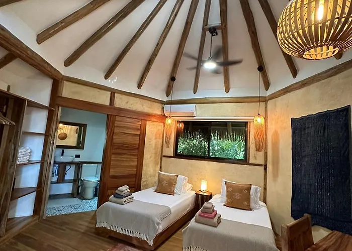 Lodge Tierra Encantada *