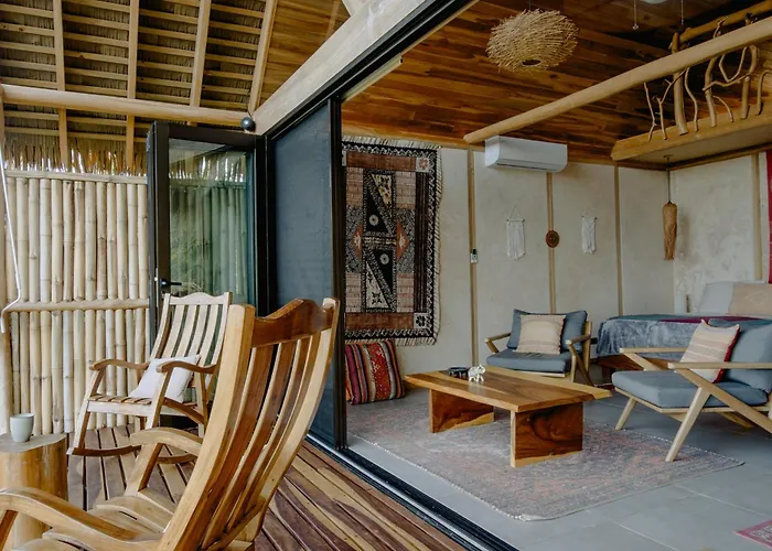 Tierra Encantada Lodge Nosara